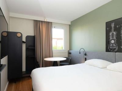 ibis Reims Tinqueux Hotel 10 ibis Reims Tinqueux Hotel 10