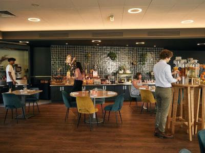 Novotel Reims Tinqueux 2 Novotel Reims Tinqueux 2