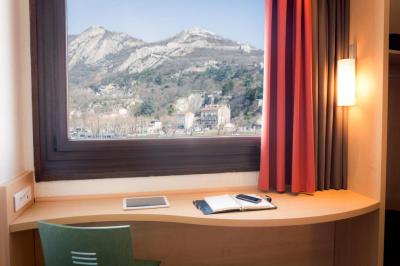 ibis Grenoble Gare Hotel 2 ibis Grenoble Gare Hotel 2