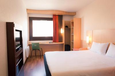 ibis Grenoble Gare Hotel 7 ibis Grenoble Gare Hotel 7