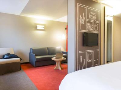 Hotel ibis Rennes Centre Gare Sud 2 Hotel ibis Rennes Centre Gare Sud 2