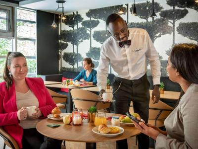 Novotel Suites Paris CDG Airport Villepinte 9 Novotel Suites Paris CDG Airport Villepinte 9