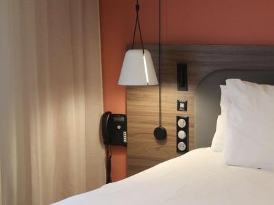 Novotel Suites Rouen Normandie 2 Novotel Suites Rouen Normandie 2