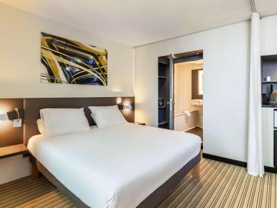Novotel Suites Lille Europe 7 Novotel Suites Lille Europe 7