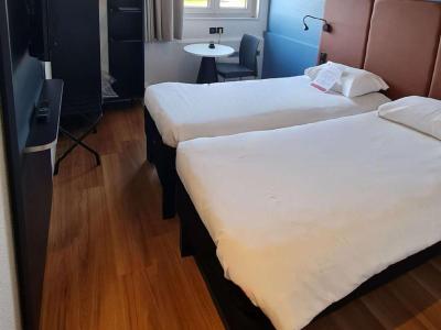 ibis Vannes 10 ibis Vannes 10