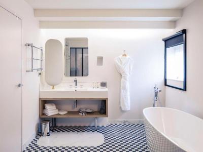 Mercure Nantes Centre Gare 2 Mercure Nantes Centre Gare 2