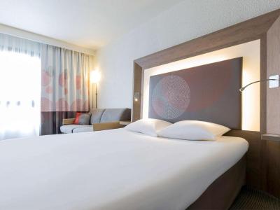 Novotel Amboise 8 Novotel Amboise 8