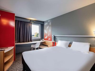 ibis Amboise Hotel 8 ibis Amboise Hotel 8