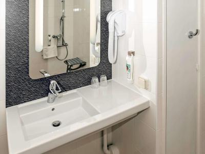 ibis Nîmes Ouest 8 ibis Nîmes Ouest 8