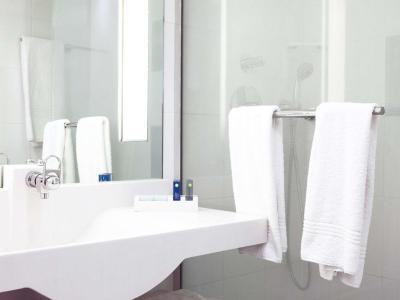 Novotel Chartres 3 Novotel Chartres 3