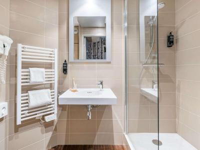 ibis Styles Annecy Centre Gare 5 ibis Styles Annecy Centre Gare 5