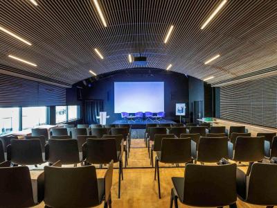 Novotel Annecy Centre 4 Novotel Annecy Centre 4