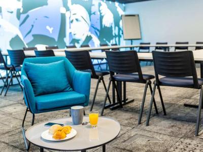 ibis Styles Toulouse Nord Sesquieres 2 ibis Styles Toulouse Nord Sesquieres 2