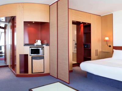 Novotel Suites Marseille Centre Euromed 2 Novotel Suites Marseille Centre Euromed 2
