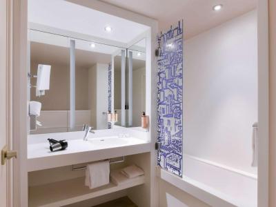 Mercure Lyon Centre Saxe Lafayette 9 Mercure Lyon Centre Saxe Lafayette 9