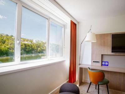 Novotel Lyon Centre-Confluence Bord de Saone 6 Novotel Lyon Centre-Confluence Bord de Saone 6