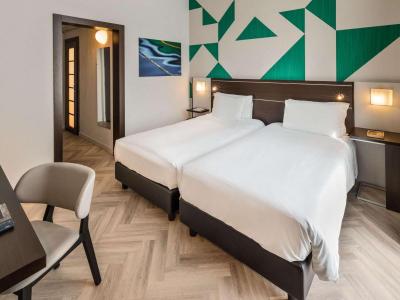 Mercure Napoli Centro Angioino Hotel 3 Mercure Napoli Centro Angioino Hotel 3