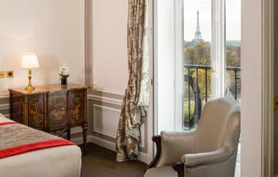 Hôtel Regina Louvre Paris 7 Hôtel Regina Louvre Paris 7