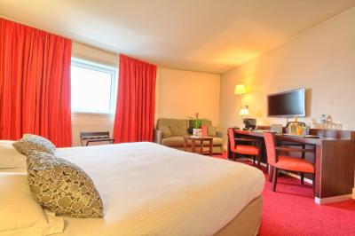 Golden Tulip Paris CDG Airport Hotel 10 Golden Tulip Paris CDG Airport Hotel 10