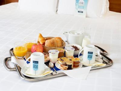 Kyriad Hotel Clermont Ferrand Centre 6 Kyriad Hotel Clermont Ferrand Centre 6