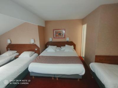 Kyriad Nîmes Ouest A9 8 Kyriad Nîmes Ouest A9 8