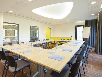Kyriad Prestige Pau – Palais des Sports 9 Kyriad Prestige Pau – Palais des Sports 9