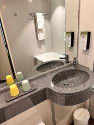 Hôtel Kyriad Rennes Centre Gare 9 Hôtel Kyriad Rennes Centre Gare 9