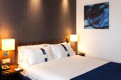 Holiday Inn Express Montpellier - Odysseum by IHG 2 Holiday Inn Express Montpellier - Odysseum by IHG 2