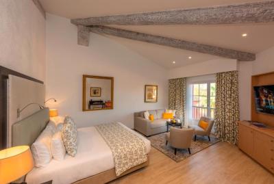 Suites and rooms at Saint-Tropez