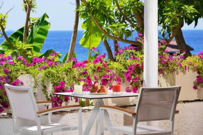 UNA HOTELS Naxos Beach Sicilia 9 UNA HOTELS Naxos Beach Sicilia 9