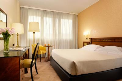 UNA HOTELS Scandinavia Milano 8 UNA HOTELS Scandinavia Milano 8