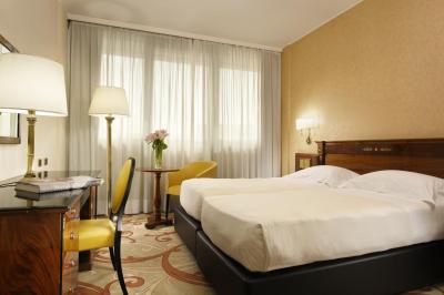 UNAHOTELS Scandinavia Milano - Milan - Hotel WebSite