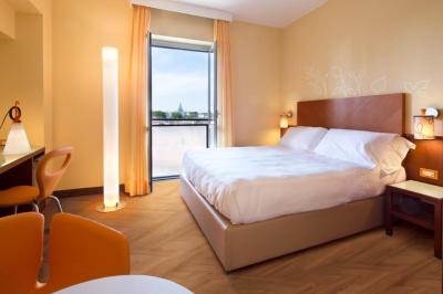 UNA HOTELS Mediterraneo Milano 7 UNA HOTELS Mediterraneo Milano 7