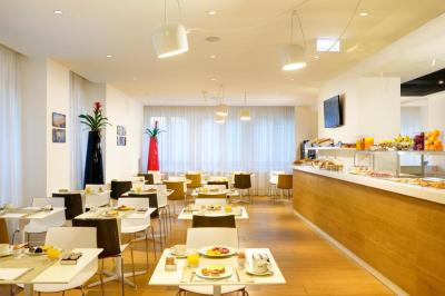 UNA HOTELS Century Milano 6 UNA HOTELS Century Milano 6