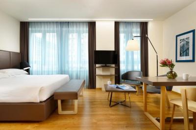 UNA HOTELS Century Milano 10 UNA HOTELS Century Milano 10