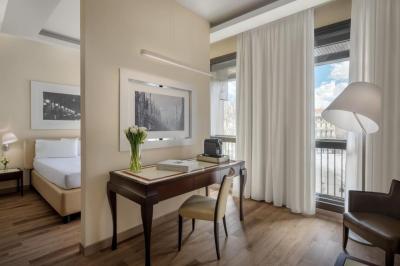 UNA HOTELS Cusani Milano 7 UNA HOTELS Cusani Milano 7