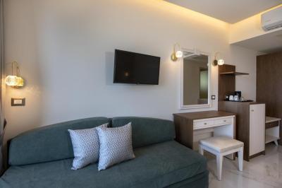 Vantaris Luxury Beach Resort 9 Vantaris Luxury Beach Resort 9