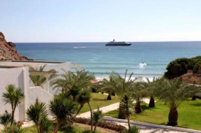 Golden Milos Beach Ηouse by Domotel 2 Golden Milos Beach Ηouse by Domotel 2