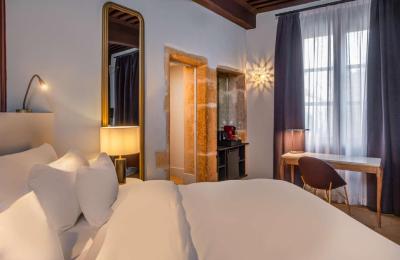 Cour des Loges Lyon, A Radisson Collection Hotel 10 Cour des Loges Lyon, A Radisson Collection Hotel 10