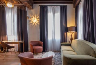 Cour des Loges Lyon, A Radisson Collection Hotel 8 Cour des Loges Lyon, A Radisson Collection Hotel 8