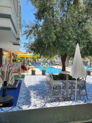 Esperanza Hotel 4 Esperanza Hotel 4