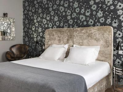 New Hotel Roblin 6 New Hotel Roblin 6