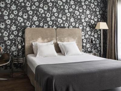 New Hotel Roblin 3 New Hotel Roblin 3