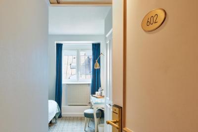 Hotel Etoile Saint Ferdinand 5 Hotel Etoile Saint Ferdinand 5