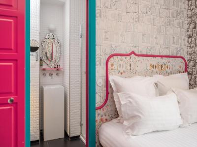 Hôtel Crayon Rouge 9 Hôtel Crayon Rouge 9
