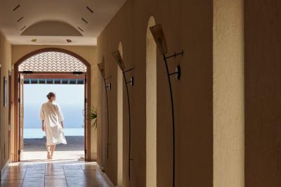 Aphrodite Hills Hotel 8 Aphrodite Hills Hotel 8