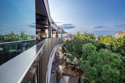 Monaco Suites Hotel 2 Monaco Suites Hotel 2