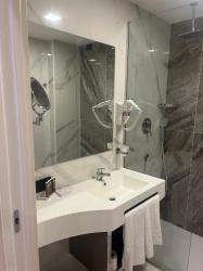 Jr Hotels Bocconi Milano 5 Jr Hotels Bocconi Milano 5