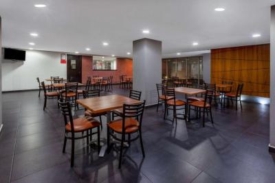 Ramada by Wyndham Acapulco Hotel & Suites 3 Ramada by Wyndham Acapulco Hotel & Suites 3
