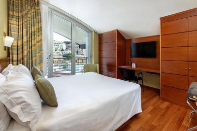 B&B HOTEL Imperia Rossini al Teatro 9 B&B HOTEL Imperia Rossini al Teatro 9